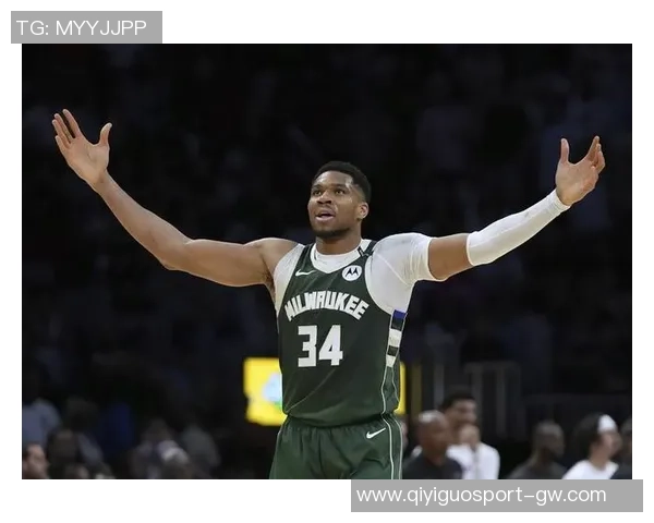 雄鹿队迎来历史时刻字母哥五弟亚历克斯签约双向合同